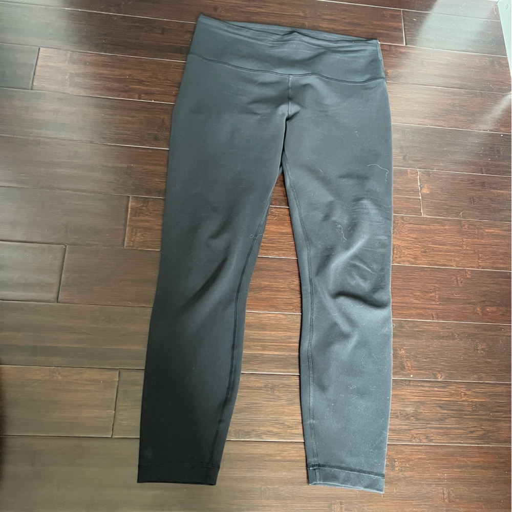 BLACK 25” WUNDER TRAIN LEGGINGS - WORN ONCE!